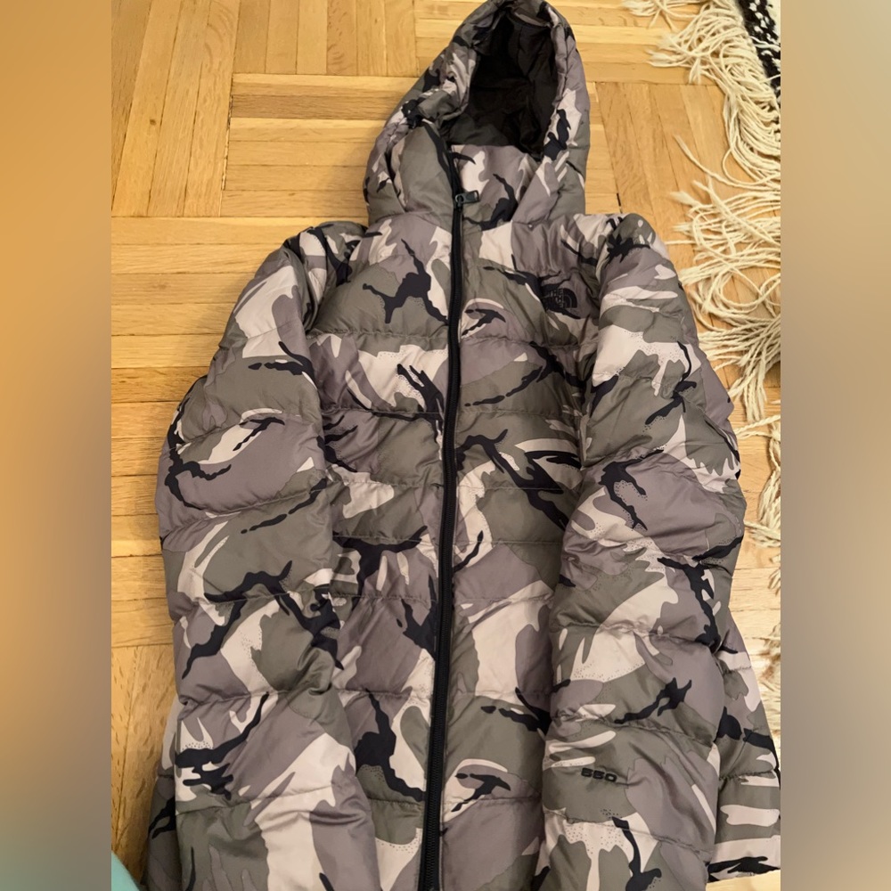 Women’s north face camo jacket